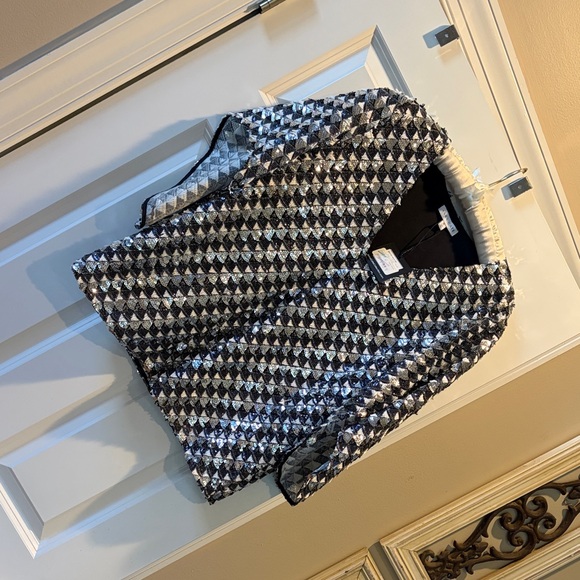 Anna Cate Tops - Anna Cate Chic Black and White Geometric Jacket XS